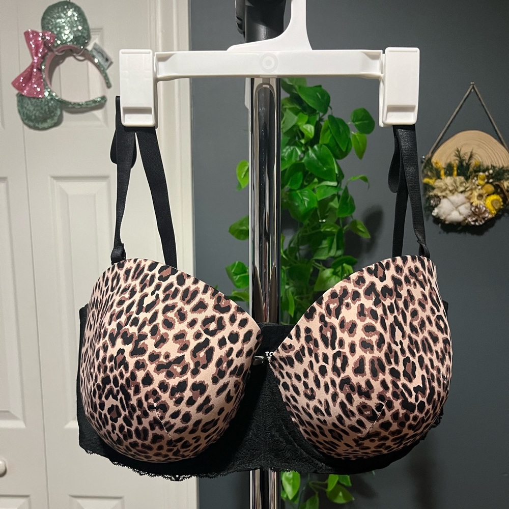 Women’s torrid bra size 44 DD